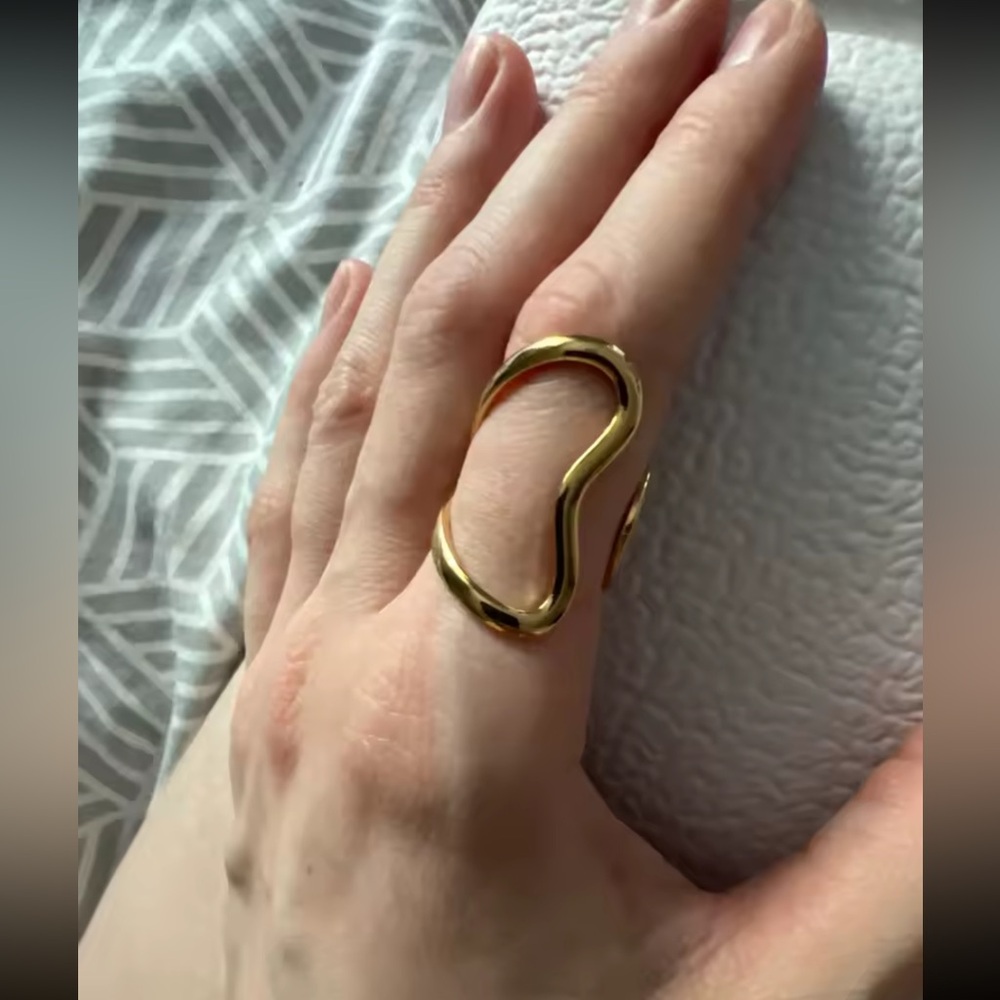 Avangarde Gold Irregular Ring - image 4